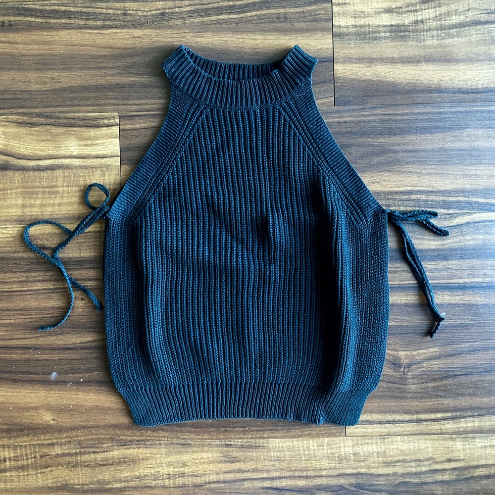 superdown Sena Side Tie Top in Black